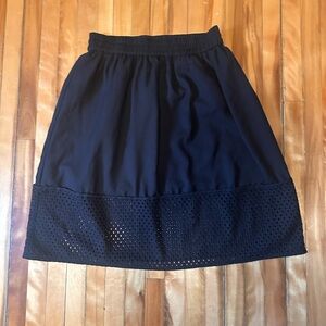 Vero Moda Black Knee-Length Skirt – Size M